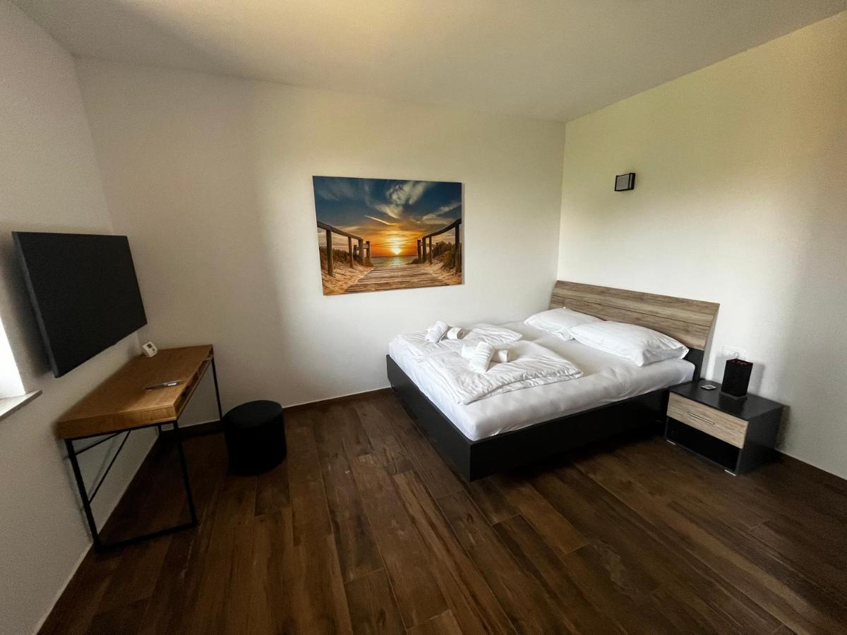 Active Chillax Oasis Apartments 安卡兰 外观 照片